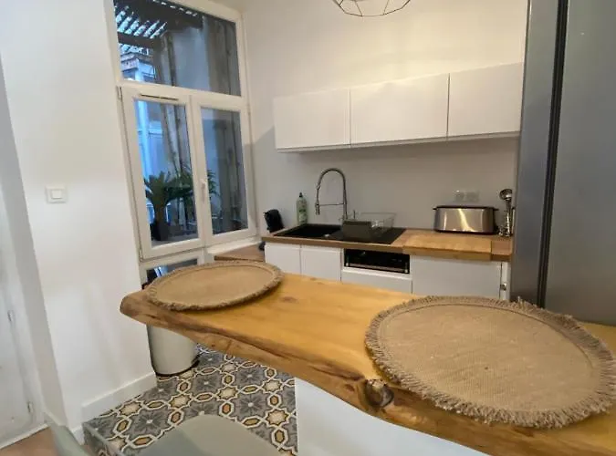 F2 Glamour Centre Historique 公寓