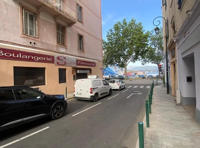 F2 Glamour Centre Historique * 阿雅克肖