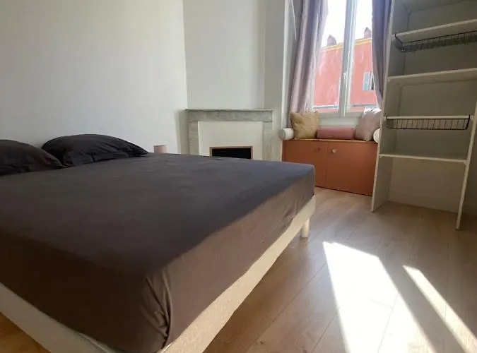 Apartment F2 Glamour Centre Historique *