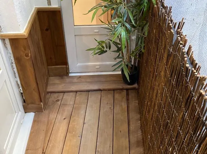 F2 Glamour Centre Historique